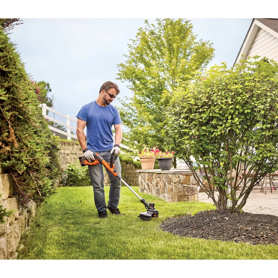 Black & Decker 40V MAX String Trimmer/Edger and Sweeper Combo Kit