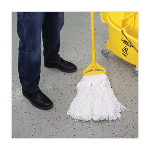 Boardwalk #32 Cut-End Rayon Wet Mop Head - White (12/Carton)