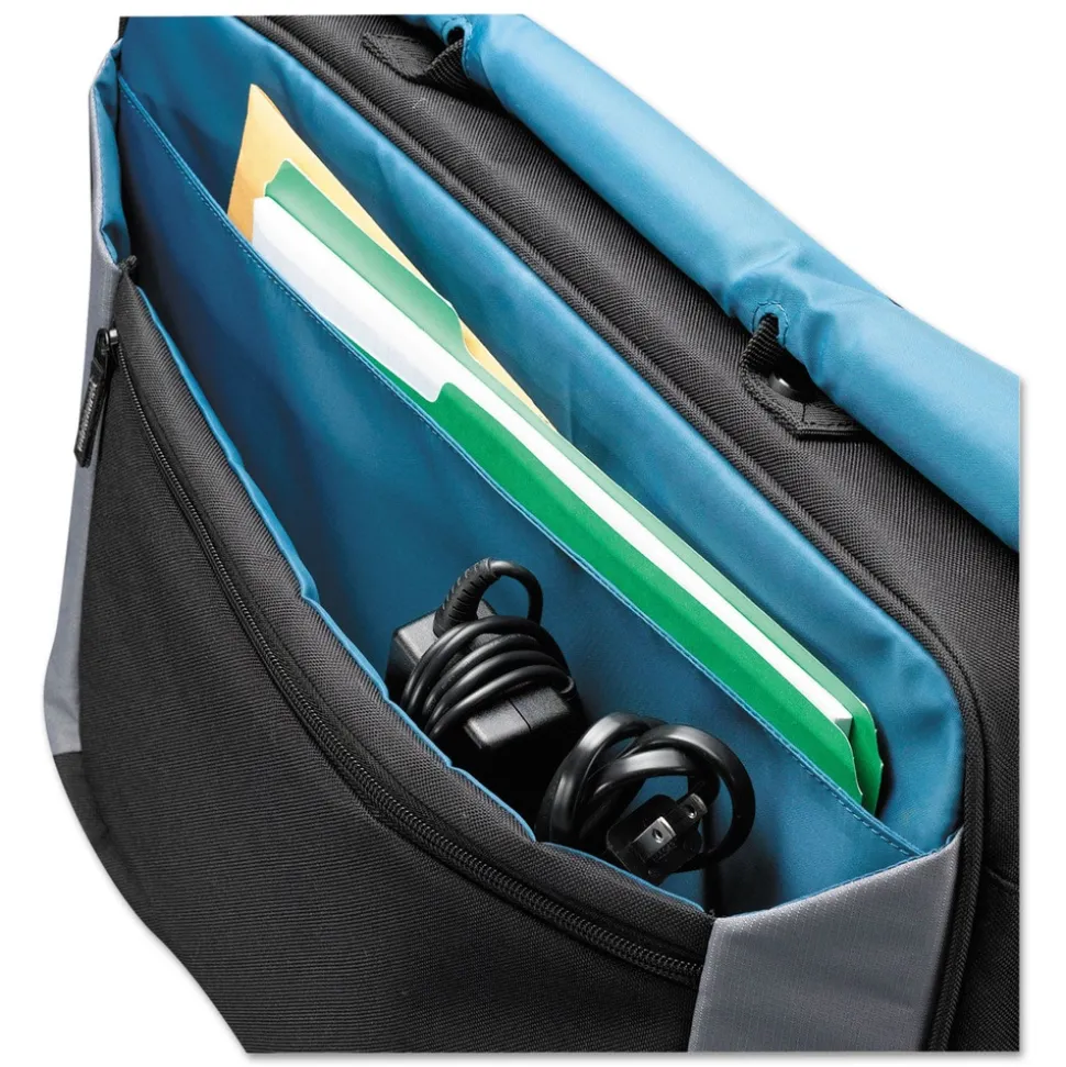 Case Logic 3.37 in. x 17.75 in. x 13.75 in. Dobby Nylon Laptop Messenger Fits Devices Up to 17 in. - Black