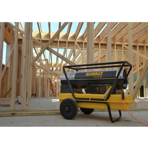Dewalt DXH135HD 135,000 BTU Forced Air Kerosene Construction Heater