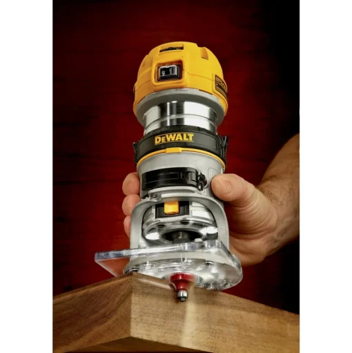 Dewalt 110V 7 Amp 1-1/4 HP Variable Speed Max Torque Corded Compact Router