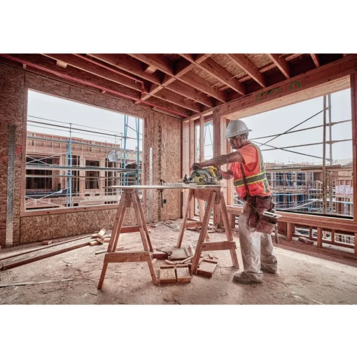 Dewalt 60V MAX FLEXVOLTBrushless Lithium-Ion 7-1/4 in. Cordless Worm Drive Style Saw (Tool Only)