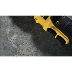 Dewalt 20V MAX Lithium-Ion Cordless Hydraulic Knockout Tool Kit (2 Ah)