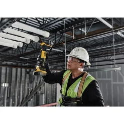 Dewalt 20V MAX XR Brushless Lithium-Ion 1-1/2 in. Cordless PEX Expander Kit (5 Ah)