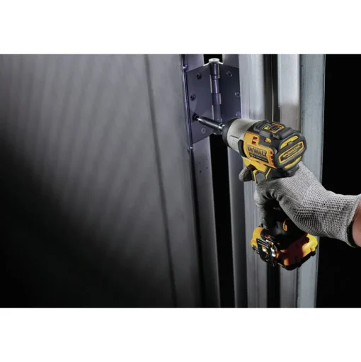 Dewalt XTREME 12V MAX Brushless Lithium-Ion 1/4 in. Cordless Impact Driver Kit with 2 Batteries (2 Ah)
