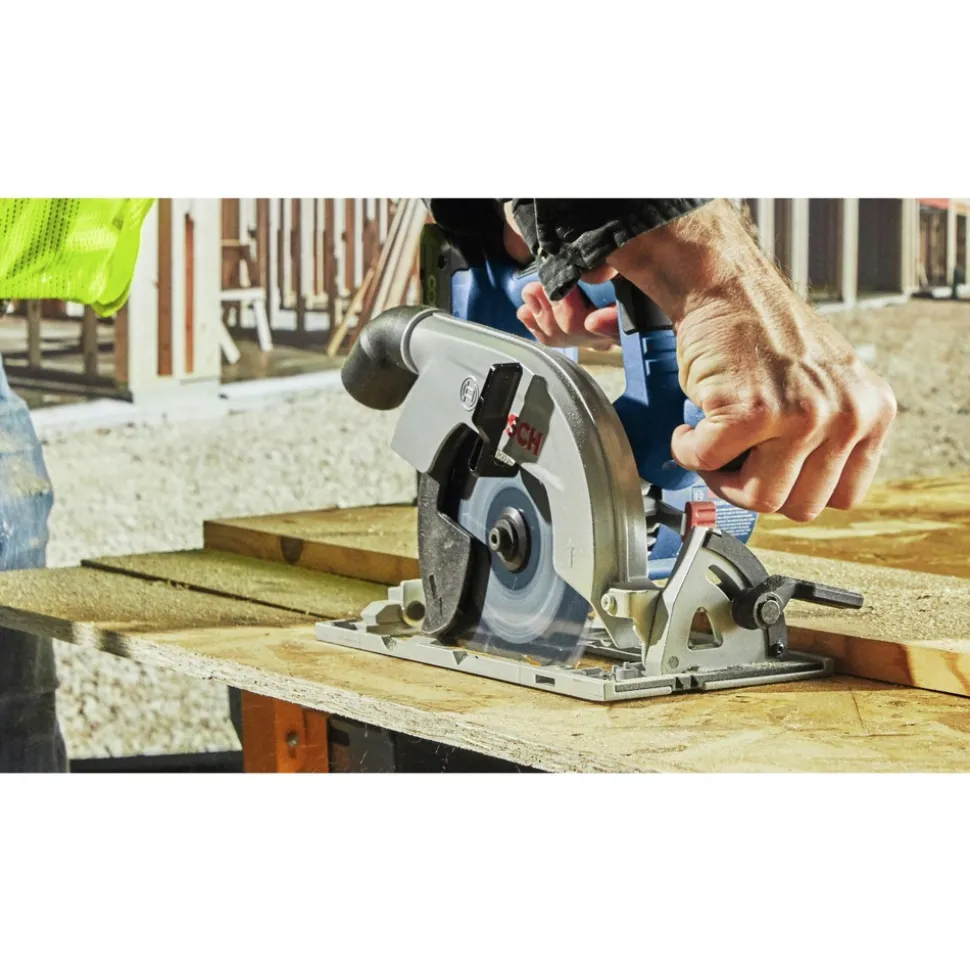 Factory Reconditioned Bosch 18V Brushless Lithium-Ion 6-1/2 in. Cordless Blade-Right Circular Saw Kit (4 Ah)