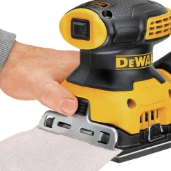 Factory Reconditioned Dewalt 2.3 Amp 1/4 Sheet Corded Finishing Sander Kit