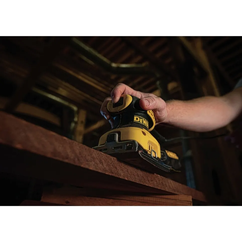 Factory Reconditioned Dewalt 2.3 Amp 1/4 Sheet Corded Finishing Sander Kit