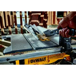 Factory Reconditioned Dewalt 120V 15 Amp Compact 8-1/4 in. Corded Jobsite Table Saw
