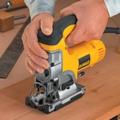 Factory Reconditioned Dewalt 1 in. Variable Speed Top-Handle Jigsaw Kit