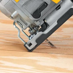 Factory Reconditioned Dewalt 1 in. Variable Speed Top-Handle Jigsaw Kit