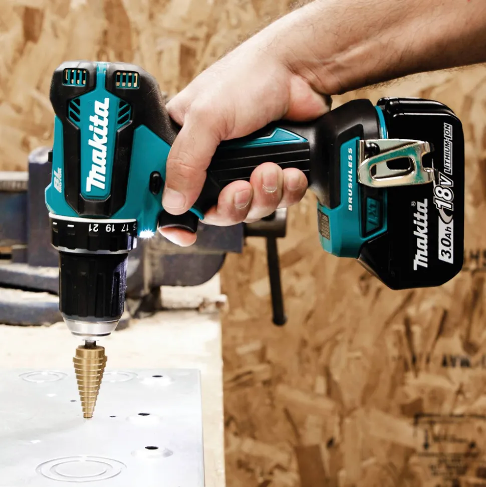 Factory Reconditioned Makita 18V LXT Brushless Lithium-Ion 1/2 in. Cordless Compact Drill Driver Kit (3 Ah)