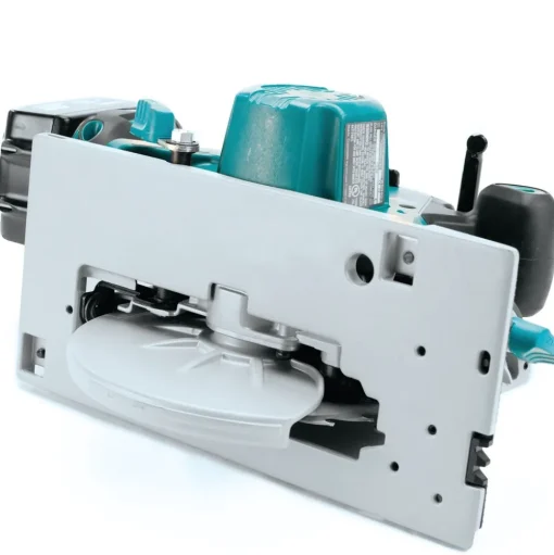 Factory Reconditioned Makita 18V LXT Brushless Lithium‑Ion 6‑1/2 in. Cordless Circular Saw (Tool Only)