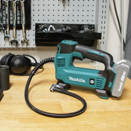 Factory Reconditioned Makita 18V LXT Brushed Lithium-Ion Cordless Inflator (Tool Only)