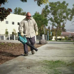 Factory Reconditioned Makita 40V max XGT Brushless Lithium-Ion Cordless Blower Kit (4 Ah)