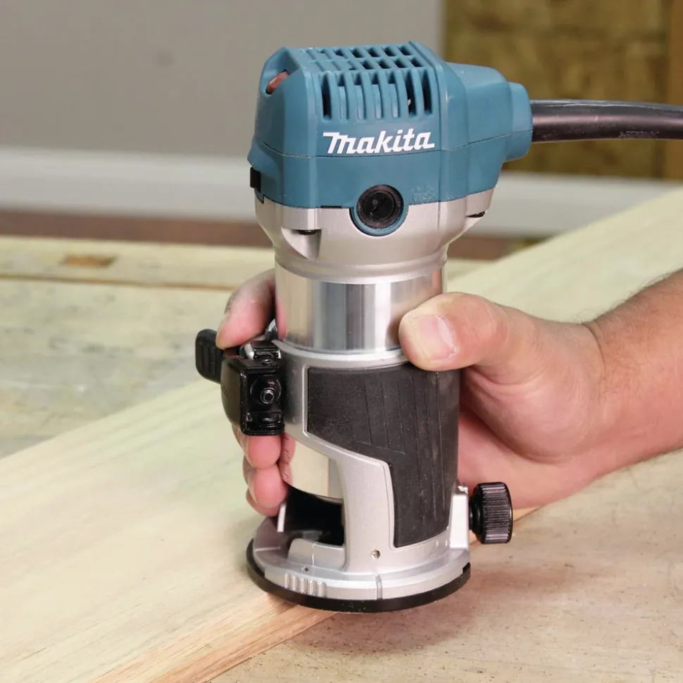 Factory Reconditioned Makita 1-1/4 HP Compact Router