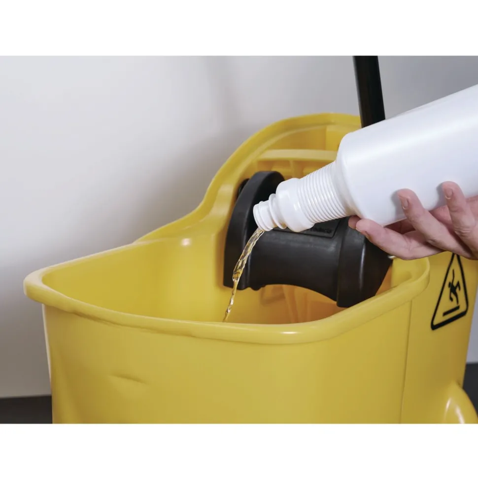 Fresh Products Terminator 32 oz Bottles All-Purpose Cleaner/Deodorizer - Spiced Apple (12/Carton)