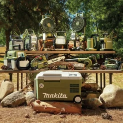 Makita Outdoor Adventure 18V LXT Lithium-Ion Cordless L.E.D. Flashlight (Tool Only)