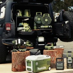 Makita Outdoor Adventure 18V LXT Lithium-Ion Cordless L.E.D. Flashlight (Tool Only)