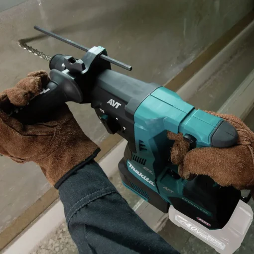 Makita 40V max XGT Brushless Lithium-Ion 1-1/8 in. Cordless AVT Rotary Hammer with Interchangeable Chuck (Tool Only)
