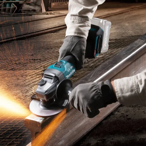 Makita 40V max XGT Brushless Lithium-Ion 4-1/2 in./5 in. Cordless Cut-Off/Angle Grinder with Electric Brake (Tool Only)