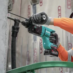 Makita 40V max XGT Brushless Lithium-Ion 1-1/8 in. Cordless AFT/AWS Capable Accepts SDS-PLUS Bits AVT D-Handle Rotary Hammer Kit (4 Ah)