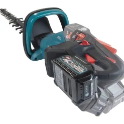 Makita 40V max XGT Brushless Lithium-Ion 24 in. Cordless Hedge Trimmer Kit (4 Ah)
