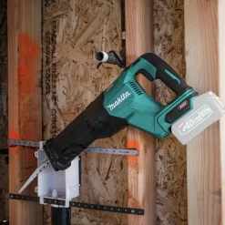 Makita 40V max XGT Brushless Lithium-Ion 1-1/4 in. Cordless Reciprocating Saw (Tool Only)