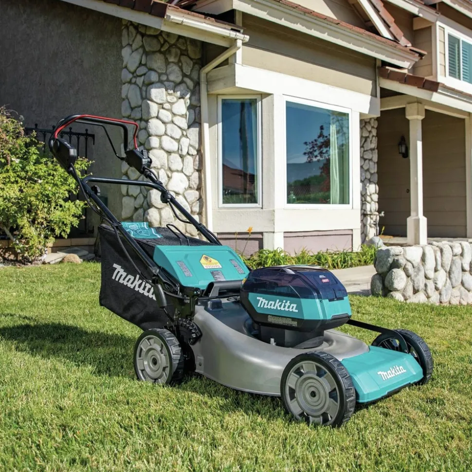 Makita 40V MAX XGT Brushless Lithium-Ion 21 in. Cordless Self-Propelled Commercial Lawn Mower Kit with 2 Batteries (4 Ah)