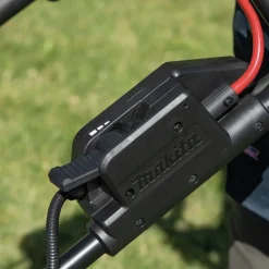 Makita 40V MAX XGT Brushless Lithium-Ion 21 in. Cordless Self-Propelled Commercial Lawn Mower Kit with 2 Batteries (4 Ah)