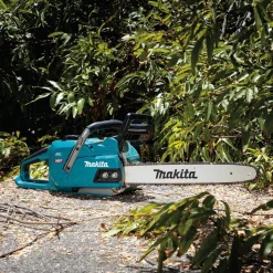 Makita 40V max XGT Brushless Lithium-Ion 18 in. Cordless Chain Saw Kit (5.0Ah)