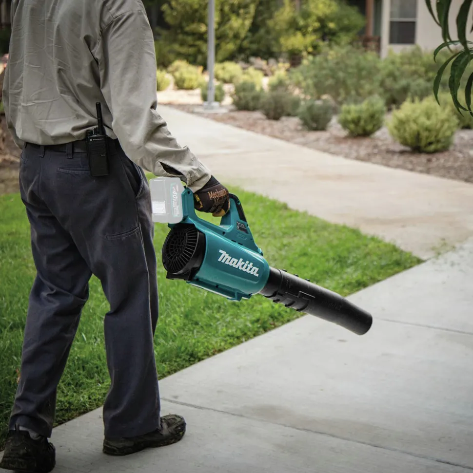 Makita 40V max XGT Brushless Lithium-Ion Cordless Blower (Tool Only)