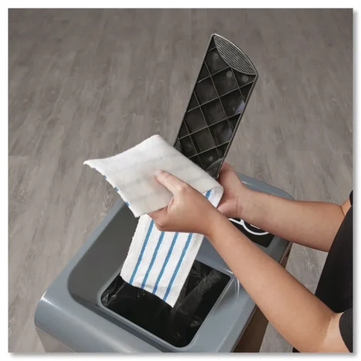 Rubbermaid Commercial HYGEN FGQ55900BK00 HYGEN 18 in. Quick Connect Single-Sided Plastic Wet/Dry Mop Frame - Black