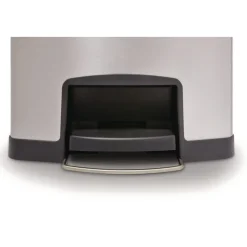 Rubbermaid Commercial Slim Jim 24-Gallon Front Step Style Stainless Steel Step-On Container - Black