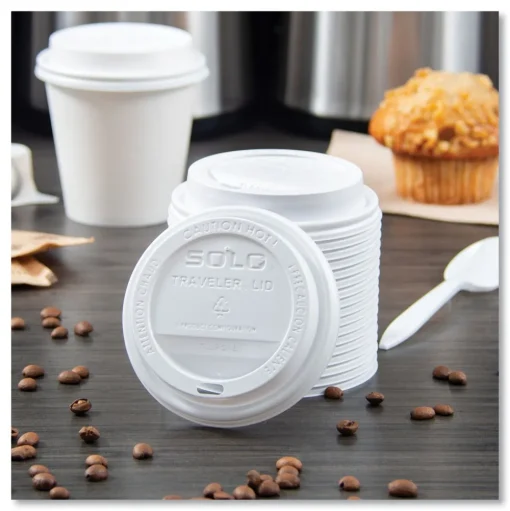 SOLO Traveler Cappuccino Style Dome Lid for 10 oz. to 24 oz. Cups - White (100/Pack, 10 Packs/Carton)