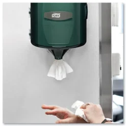 Tork Centerfeed 7.6 x 11.75 2-Ply Hand Towel - White (6/Carton)