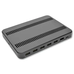 Tripp Lite 4.9 in. x 2.6 in. x 6.6 in. 7 Devices USB Charging Station with Quick Charge - Black
