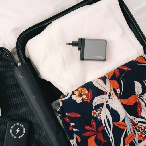 Verbatim 140 W 4-Port GaN Wall Charger - Black/Gray